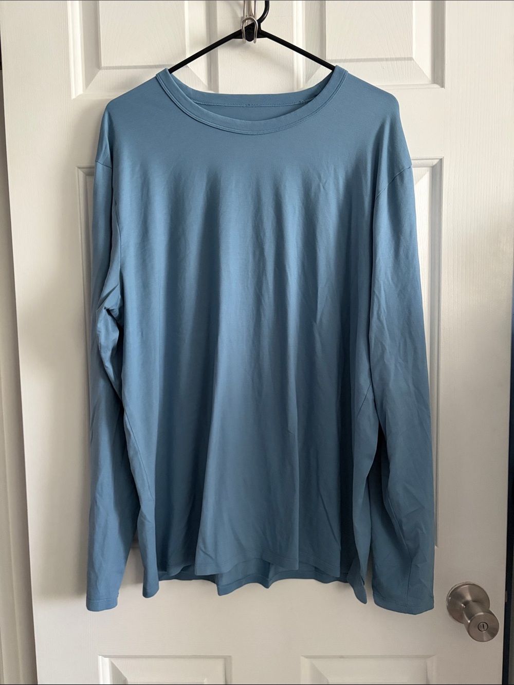 Lululemon Men’s Long Sleeve Crewneck Activewear Shirt Blue Size XL